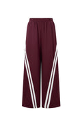 Gimme Straight Pants: Comfortable, Stylish, and Sporty