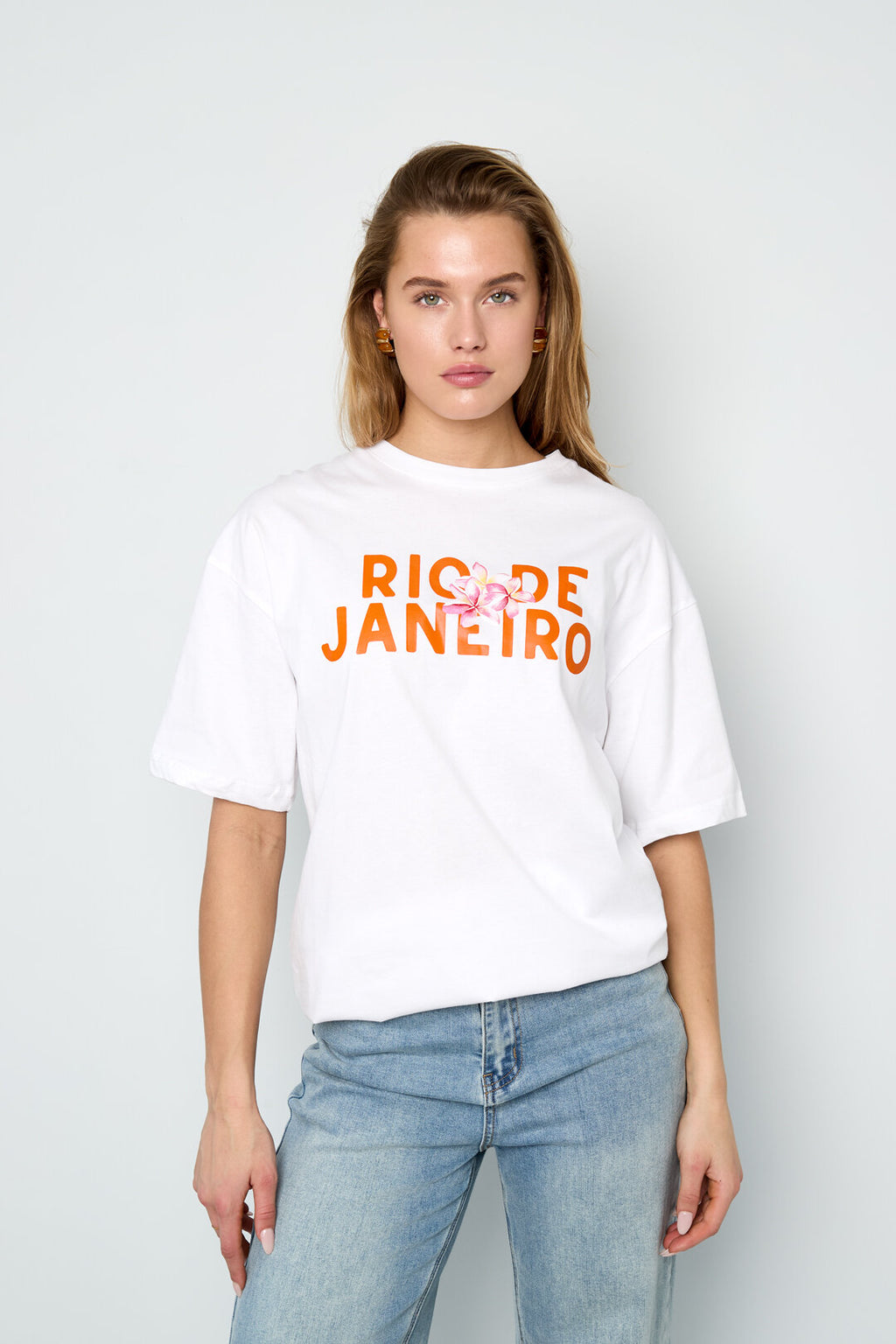 Noémi T-shirt met Letterprint