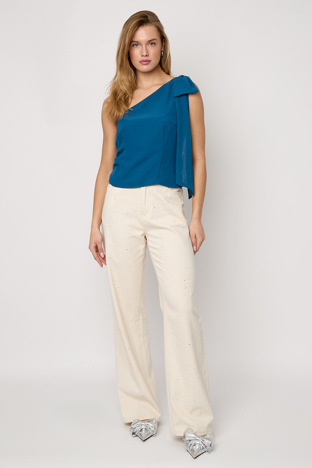 Novalie Straight Jeans